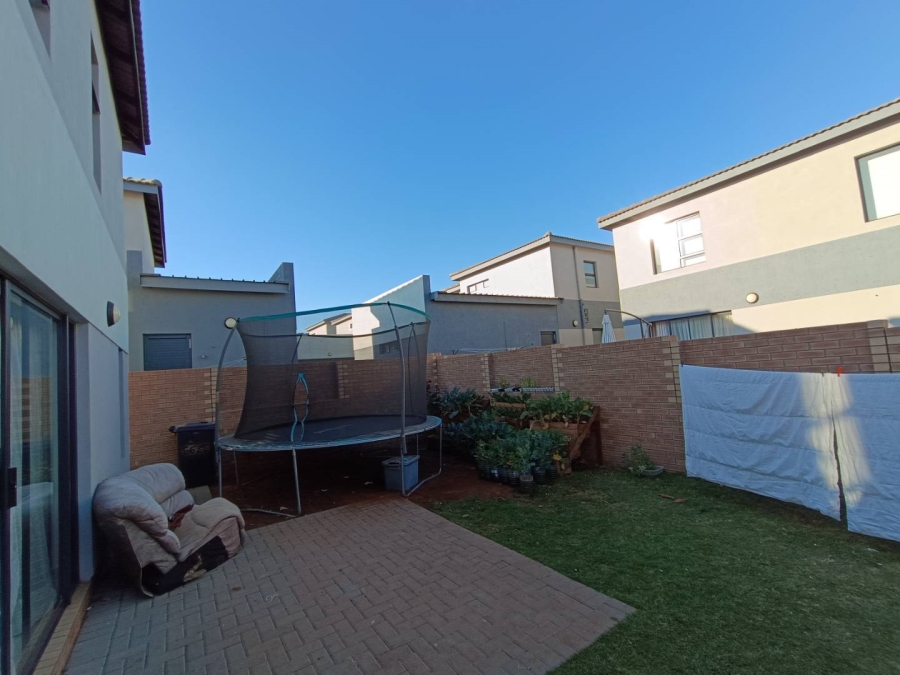 3 Bedroom Property for Sale in Thatchfield Estate Gauteng