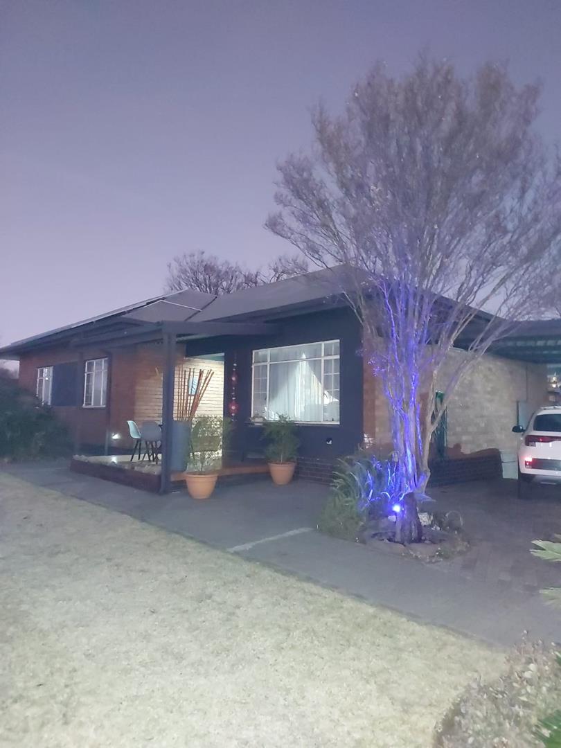 3 Bedroom Property for Sale in Croydon Gauteng