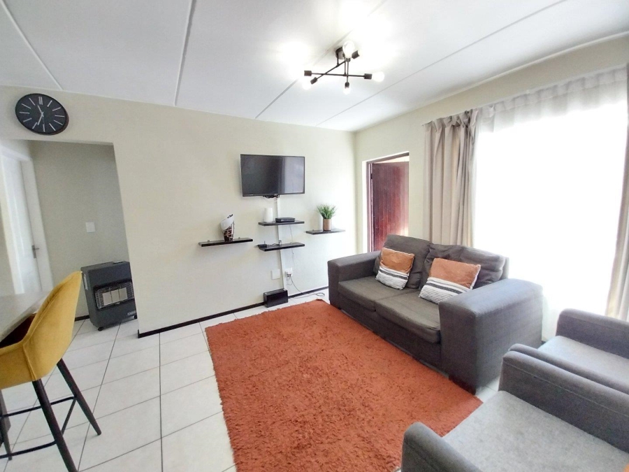 2 Bedroom Property for Sale in Honeydew Gauteng