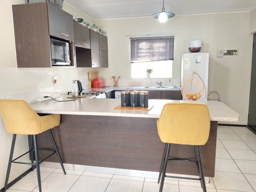 2 Bedroom Property for Sale in Honeydew Gauteng