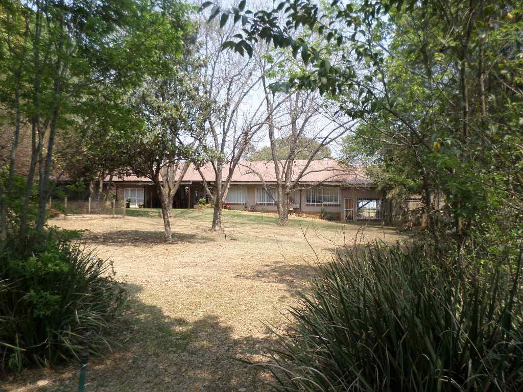 6 Bedroom Property for Sale in Tiegerpoort Gauteng