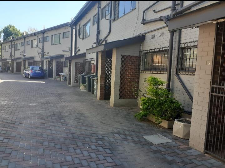 To Let 3 Bedroom Property for Rent in Glenhazel Gauteng