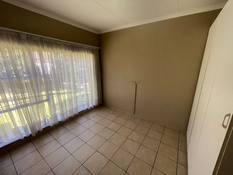 6 Bedroom Property for Sale in Randhart Gauteng