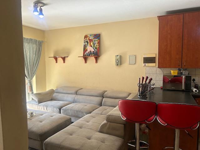 2 Bedroom Property for Sale in Vorna Valley Gauteng