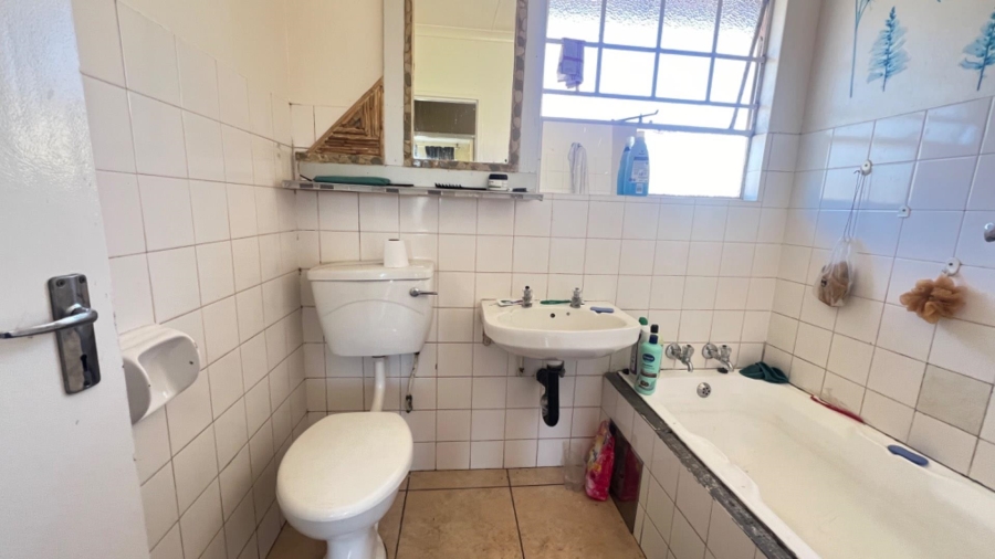 2 Bedroom Property for Sale in Alan Manor Gauteng