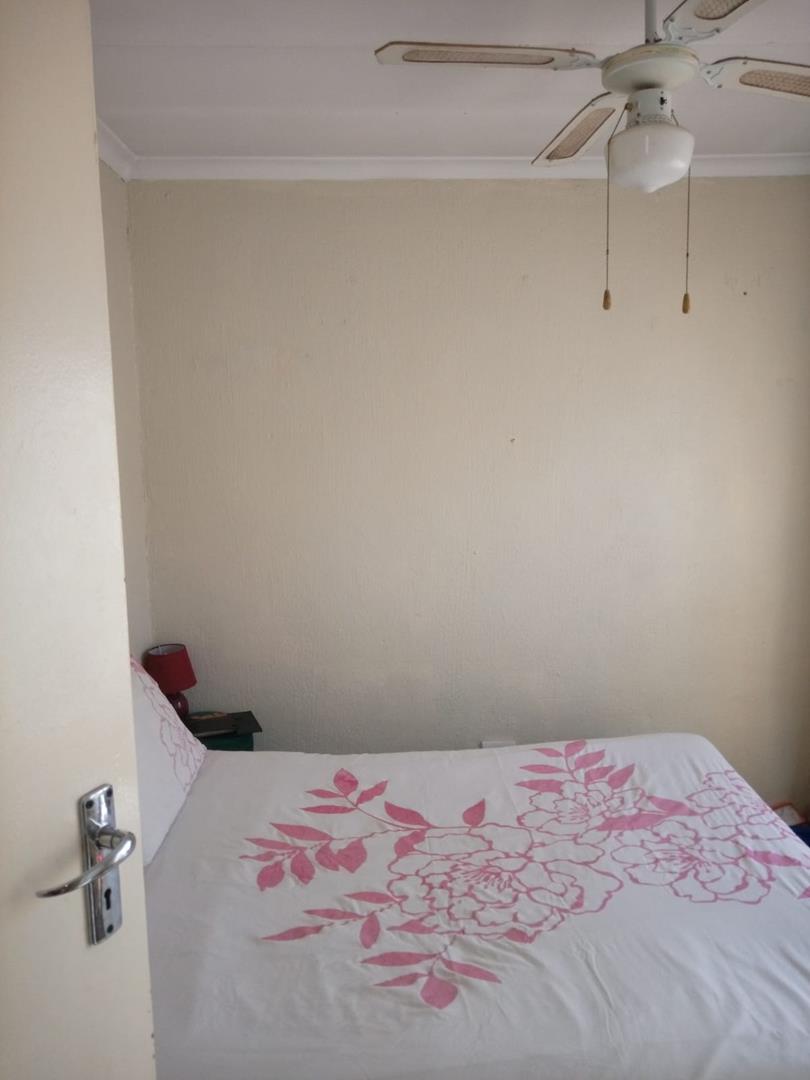 2 Bedroom Property for Sale in Andeon Gauteng