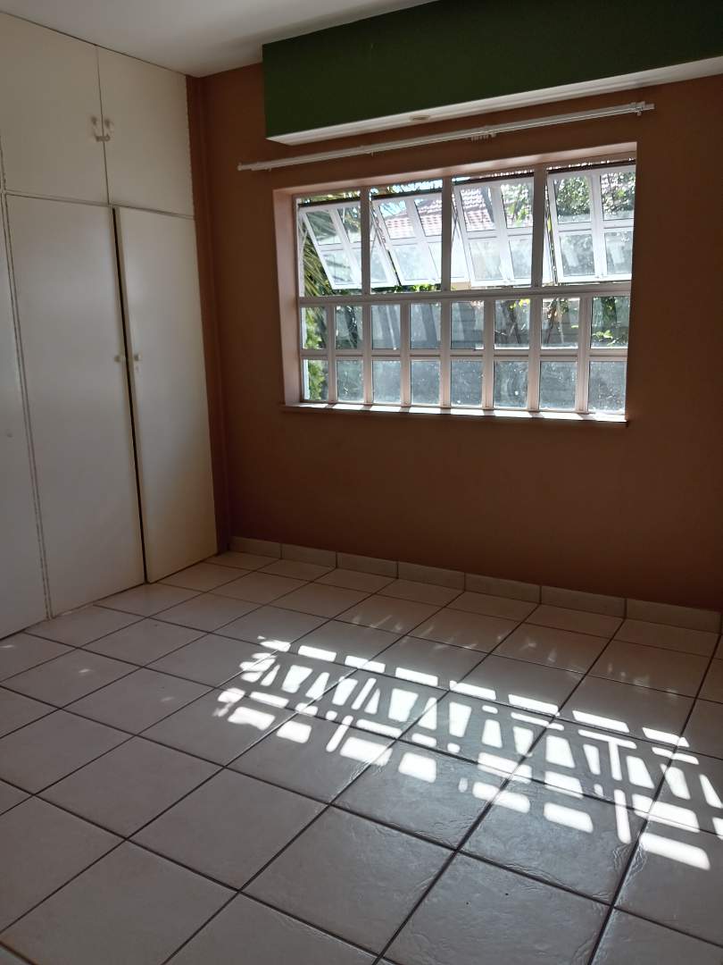 To Let 4 Bedroom Property for Rent in Sydenham Gauteng