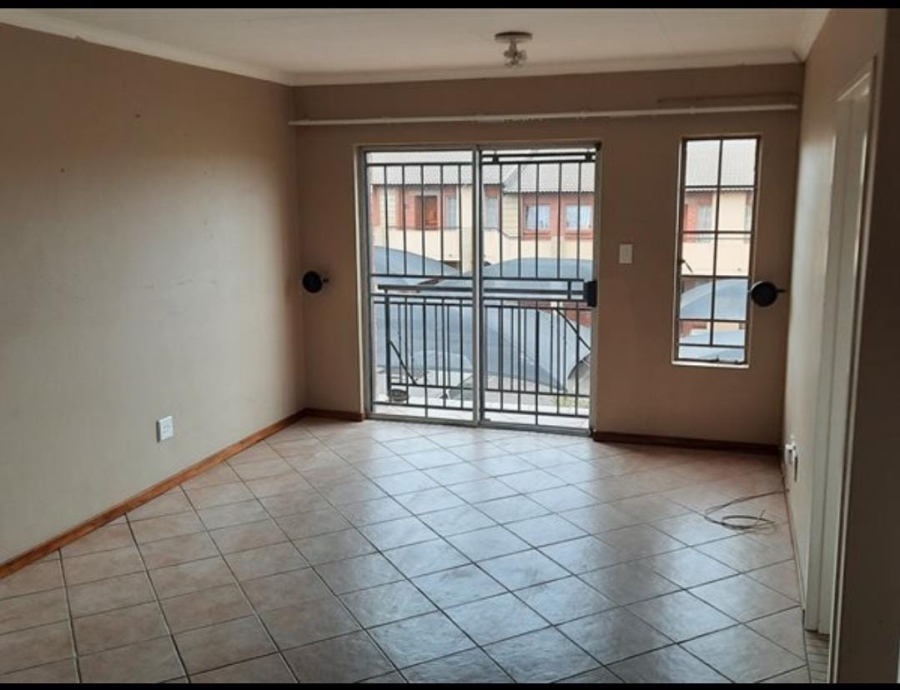 To Let 3 Bedroom Property for Rent in Noordwyk Gauteng