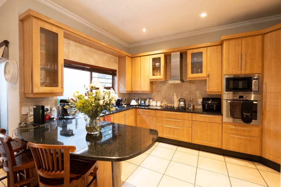 4 Bedroom Property for Sale in Douglasdale Gauteng