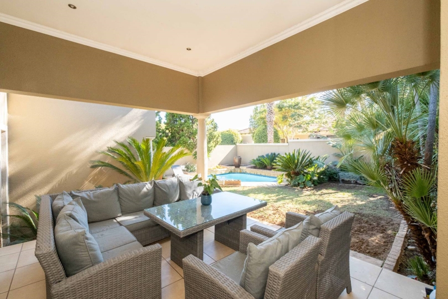 4 Bedroom Property for Sale in Douglasdale Gauteng