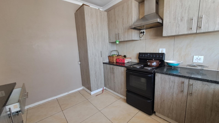 2 Bedroom Property for Sale in New Redruth Gauteng