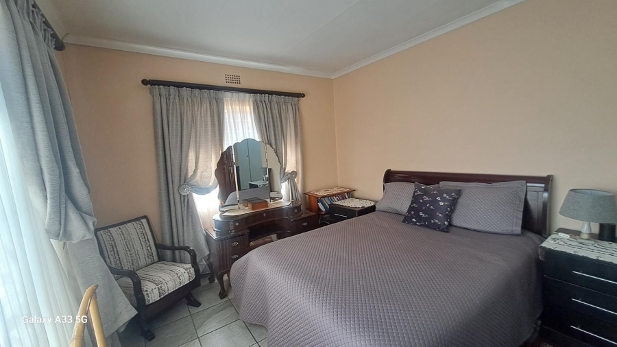 3 Bedroom Property for Sale in Buccleuch Gauteng