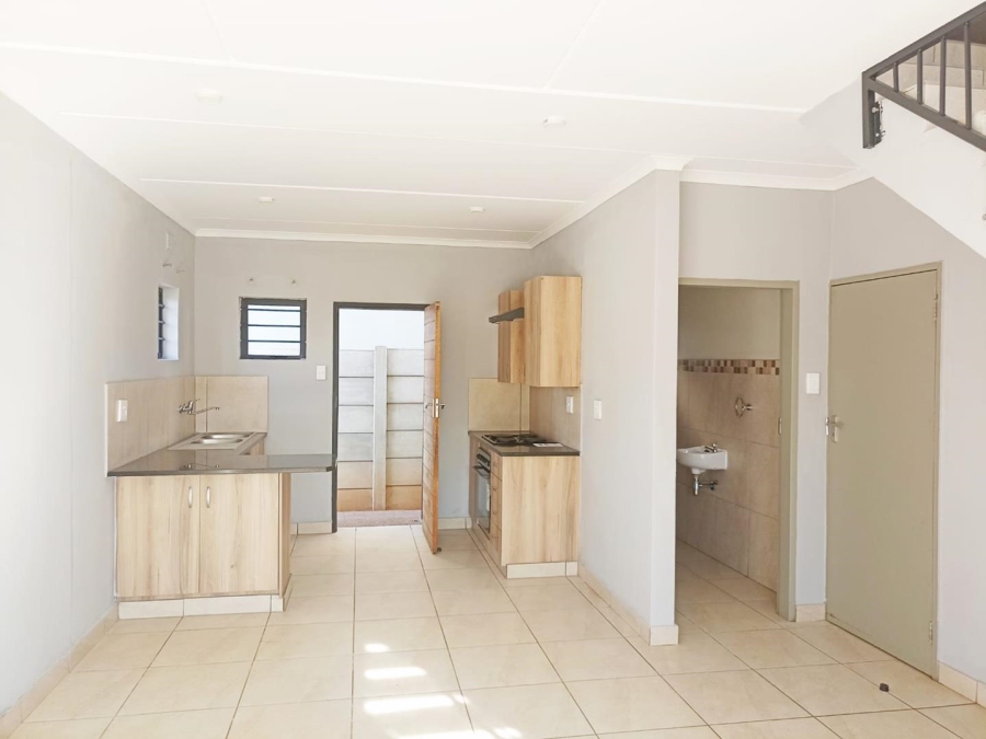 To Let 3 Bedroom Property for Rent in Albertsdal Gauteng