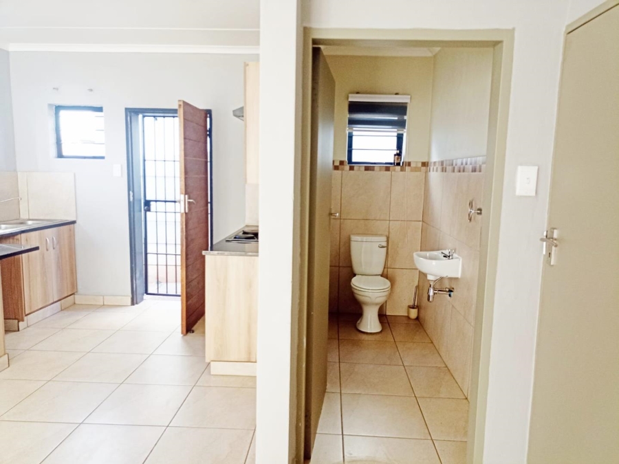 To Let 3 Bedroom Property for Rent in Albertsdal Gauteng