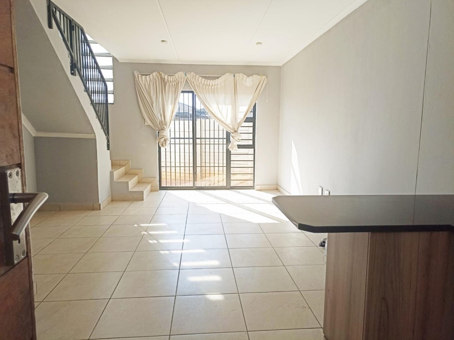 To Let 3 Bedroom Property for Rent in Albertsdal Gauteng