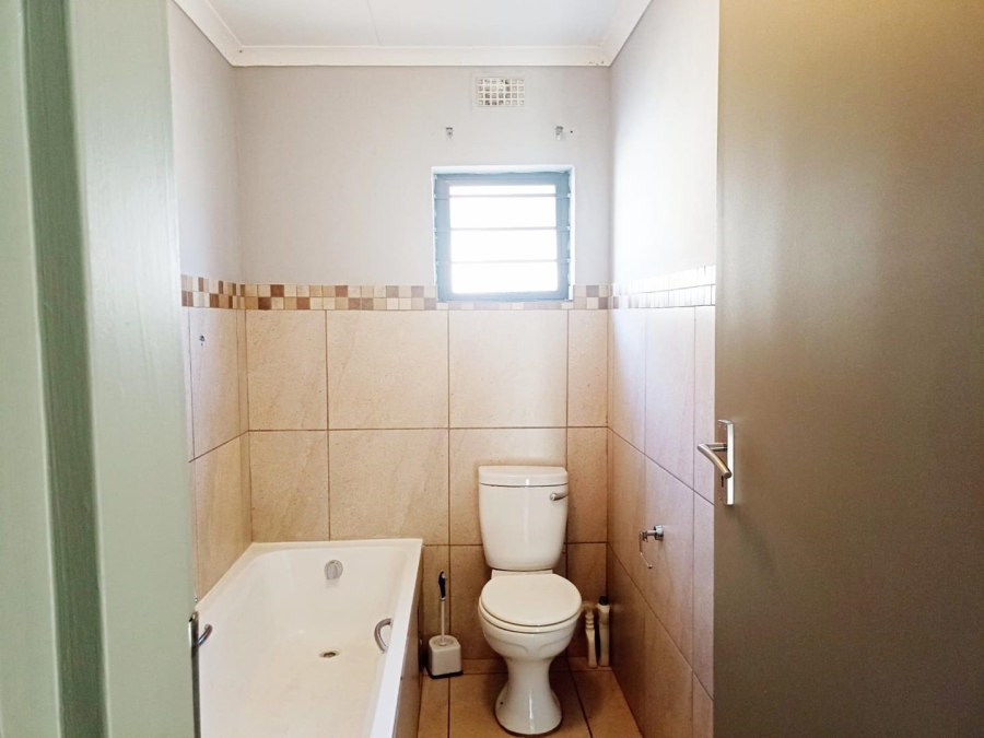 To Let 3 Bedroom Property for Rent in Albertsdal Gauteng