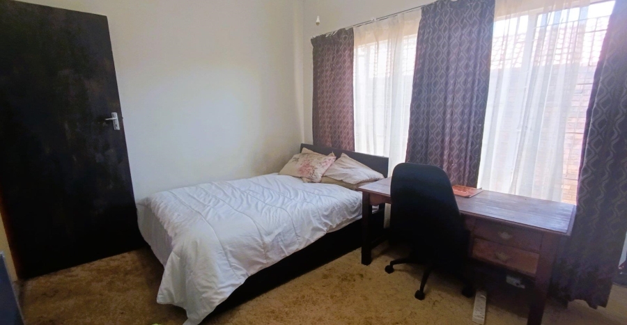 4 Bedroom Property for Sale in The Reeds Gauteng