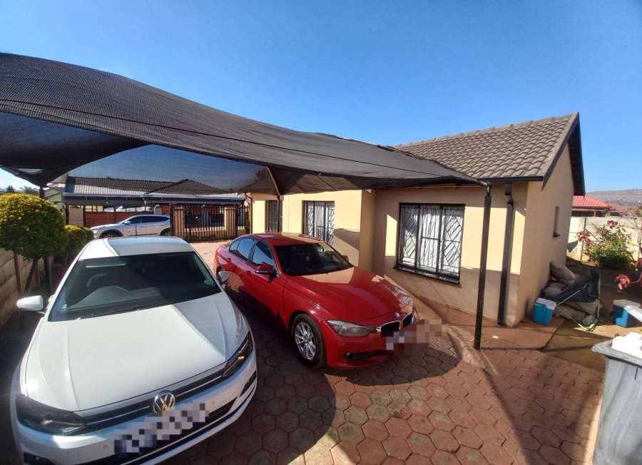 3 Bedroom Property for Sale in Lotus Gardens Gauteng