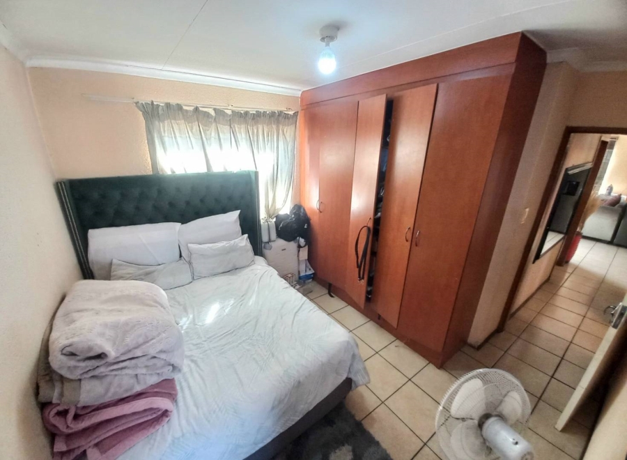 3 Bedroom Property for Sale in Lotus Gardens Gauteng