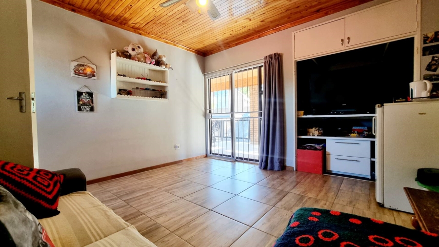 5 Bedroom Property for Sale in Eldoraigne Gauteng