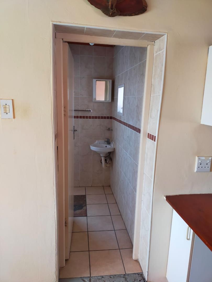 To Let 1 Bedroom Property for Rent in The Orchards Gauteng