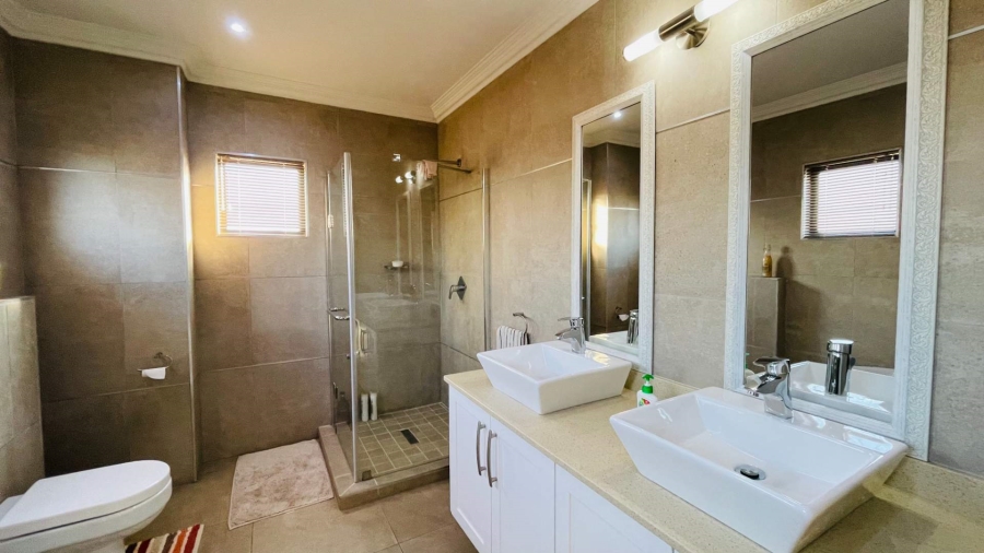 3 Bedroom Property for Sale in Midstream Meadows Gauteng