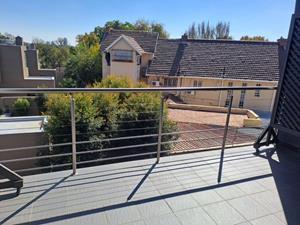 To Let 3 Bedroom Property for Rent in Oaklands Gauteng