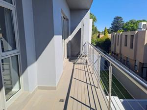 To Let 3 Bedroom Property for Rent in Oaklands Gauteng