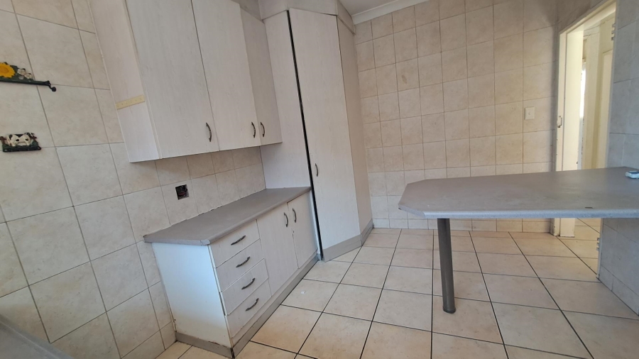 2 Bedroom Property for Sale in New Redruth Gauteng