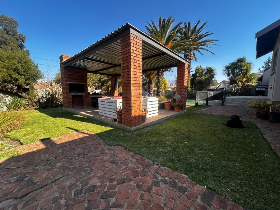 To Let 3 Bedroom Property for Rent in Brackendowns Gauteng