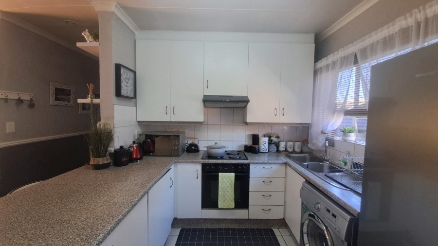 3 Bedroom Property for Sale in Kelvin Gauteng