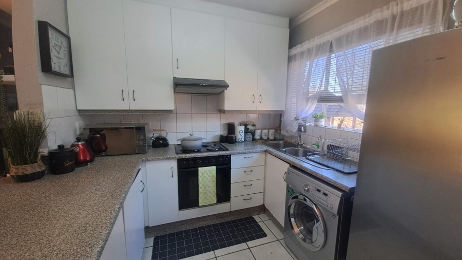 3 Bedroom Property for Sale in Kelvin Gauteng