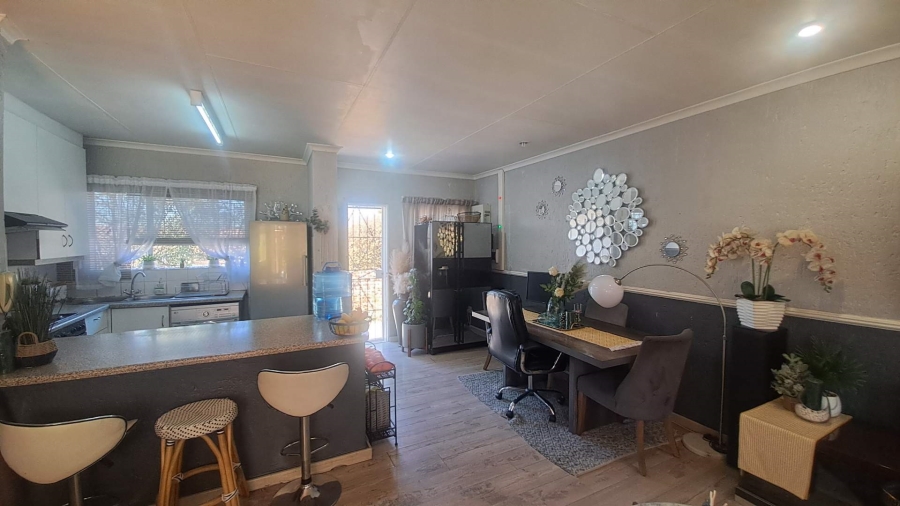 3 Bedroom Property for Sale in Kelvin Gauteng