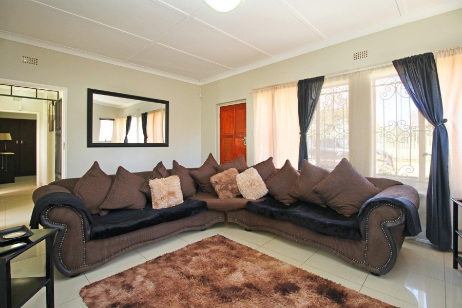 3 Bedroom Property for Sale in Discovery Gauteng