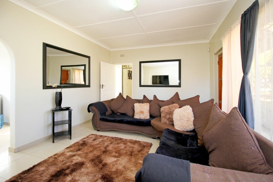 3 Bedroom Property for Sale in Discovery Gauteng