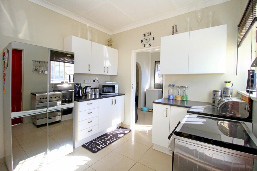 3 Bedroom Property for Sale in Discovery Gauteng