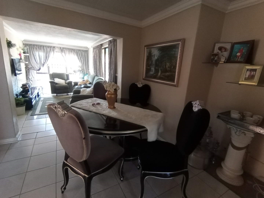 3 Bedroom Property for Sale in Roodebult Gauteng