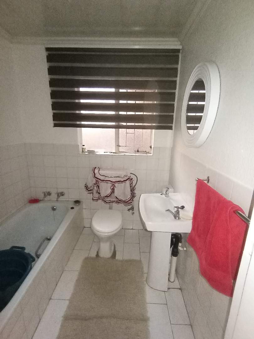 3 Bedroom Property for Sale in Roodebult Gauteng