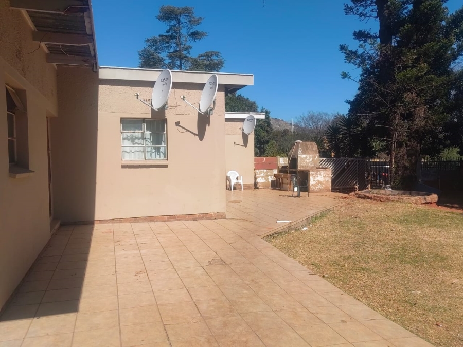 14 Bedroom Property for Sale in Windsor East Gauteng