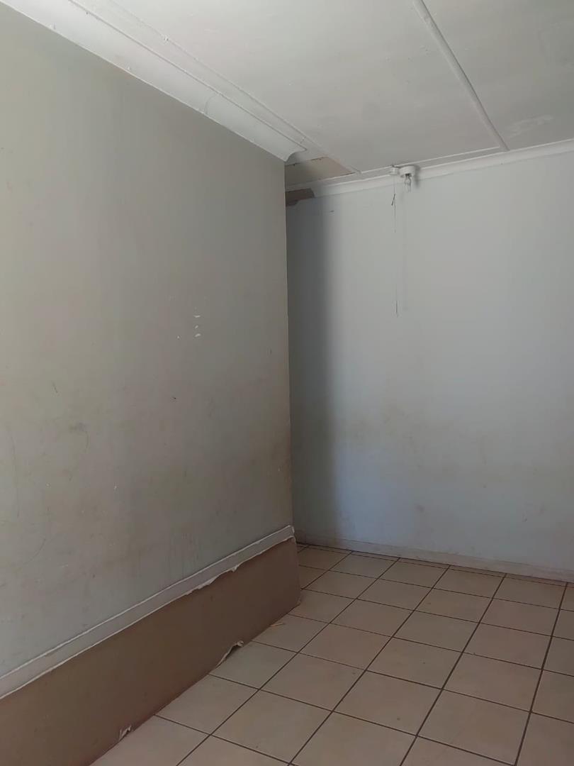 14 Bedroom Property for Sale in Windsor East Gauteng