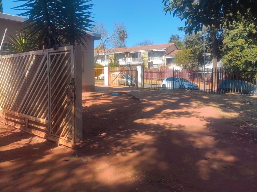 14 Bedroom Property for Sale in Windsor East Gauteng