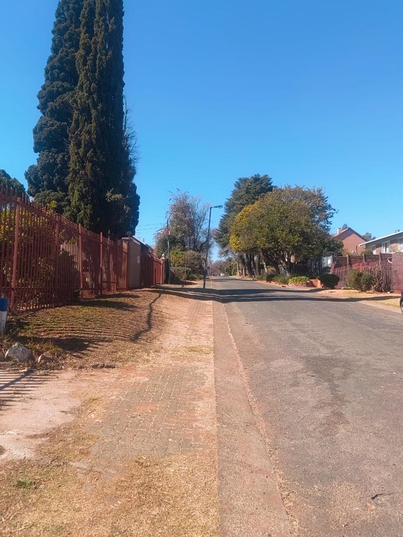 14 Bedroom Property for Sale in Windsor East Gauteng