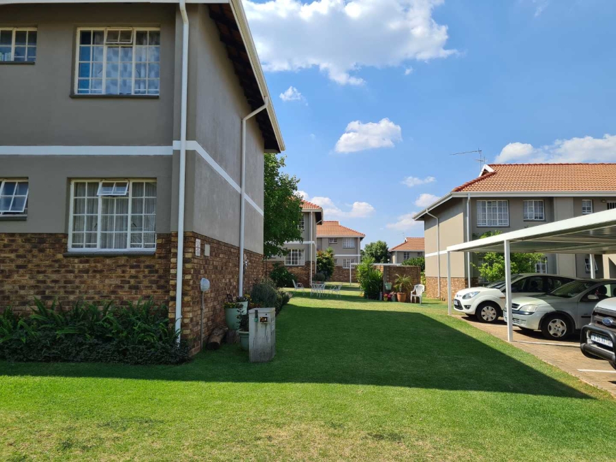 To Let 2 Bedroom Property for Rent in Elardus Park Gauteng