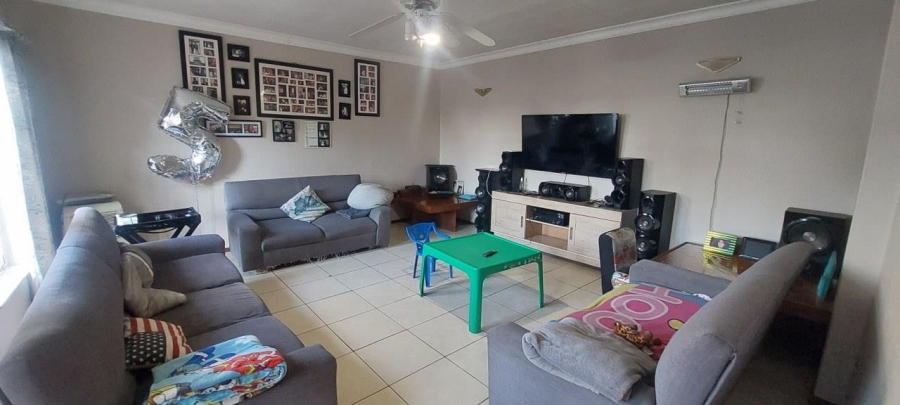 4 Bedroom Property for Sale in Randhart Gauteng