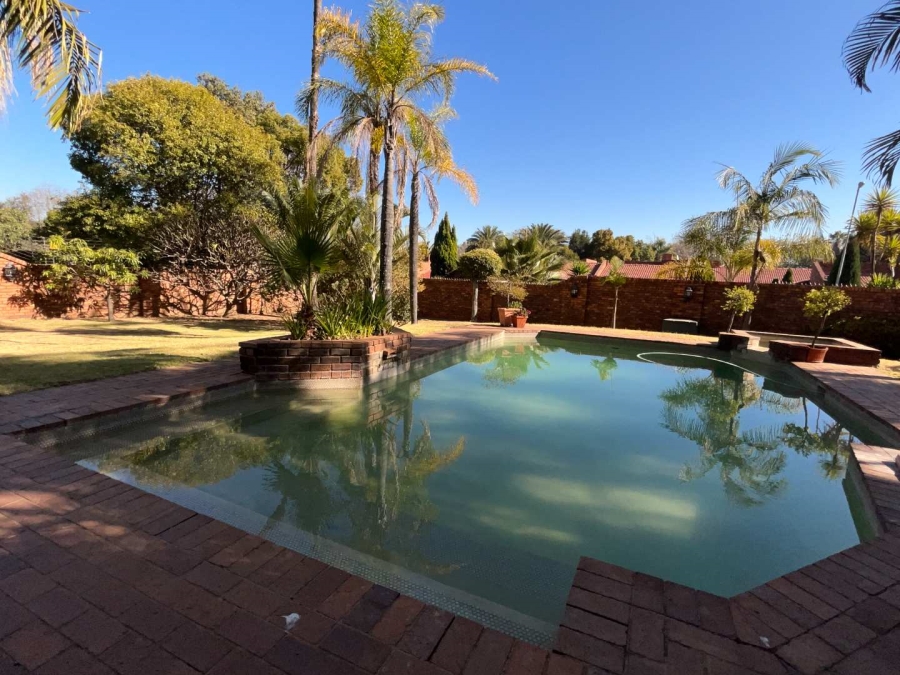 3 Bedroom Property for Sale in Douglasdale Gauteng