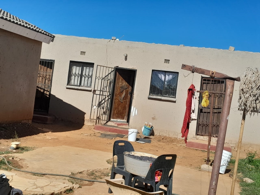 7 Bedroom Property for Sale in Kanana Park Gauteng