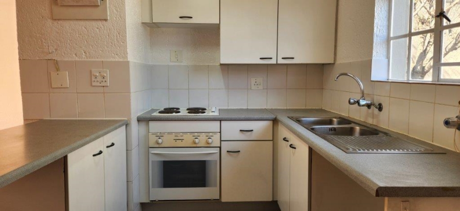 2 Bedroom Property for Sale in Bassonia Gauteng