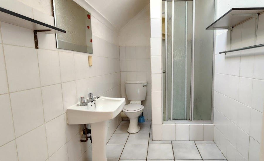 2 Bedroom Property for Sale in Bassonia Gauteng