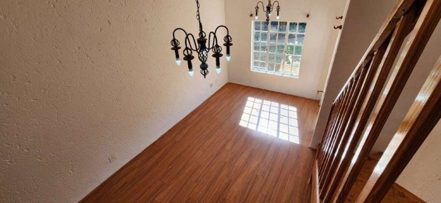 2 Bedroom Property for Sale in Bassonia Gauteng