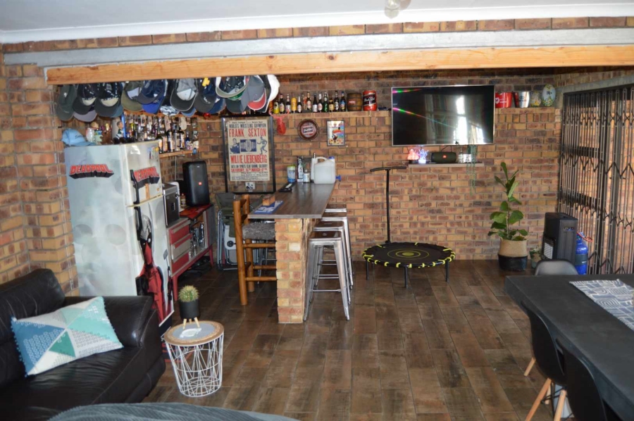 3 Bedroom Property for Sale in New Redruth Gauteng